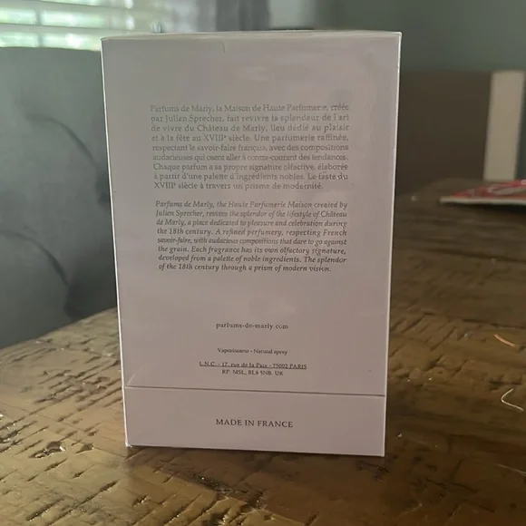 Parfums de Marly Delina La Rosee Eau de Parfum 2.5 fl oz - Picture 2 of 3